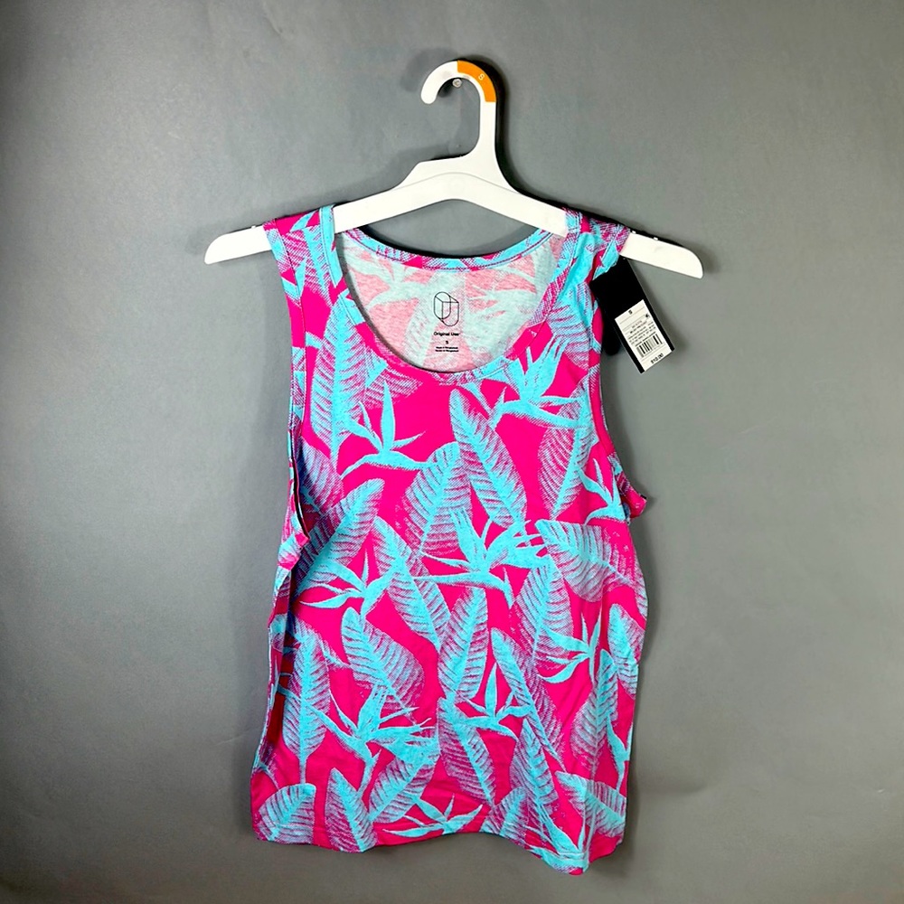Women’s melody pink tank top by original use.